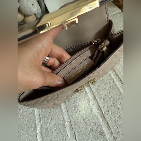 Michael Kors 30H8TSLL1T Small Sloan Leather Quilted Chain Link Shoulder Bag - Picture 10 of 14